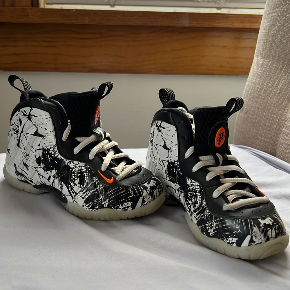 Kids Nike shoes
